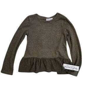 Ten Sixty Sherman girls Toddlers Ruffle Back & Hem Long Sleeve In Olive 2T $17